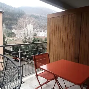 Joli T2 Tres Bien Situe, Parking Couvert Appartement